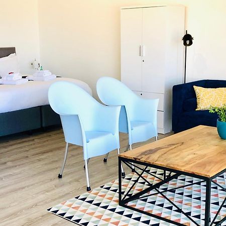 Karee Manor Guesthouse Стилбай Номер фото
